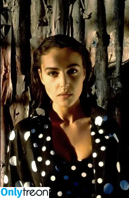 Monica Bellucci nude photo #0895 (aMonicaBellucci / bellucciginebra / monicabellucciofficiel)