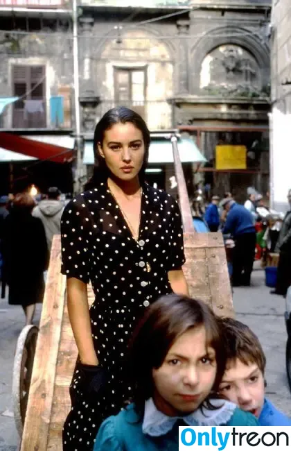 Monica Bellucci nude photo #0896 (aMonicaBellucci / bellucciginebra / monicabellucciofficiel)