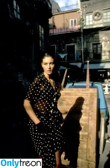 Monica Bellucci nude photo #0900 (aMonicaBellucci / bellucciginebra / monicabellucciofficiel)