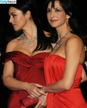 Monica Bellucci / aMonicaBellucci / bellucciginebra / monicabellucciofficiel nude photo #1241