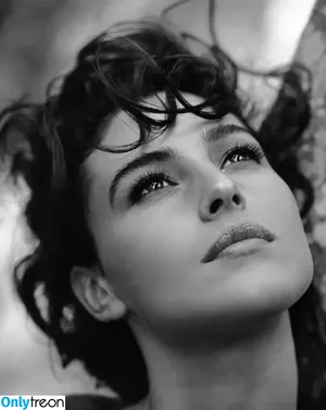 Monica Bellucci / aMonicaBellucci / bellucciginebra / monicabellucciofficiel nude photo #1247