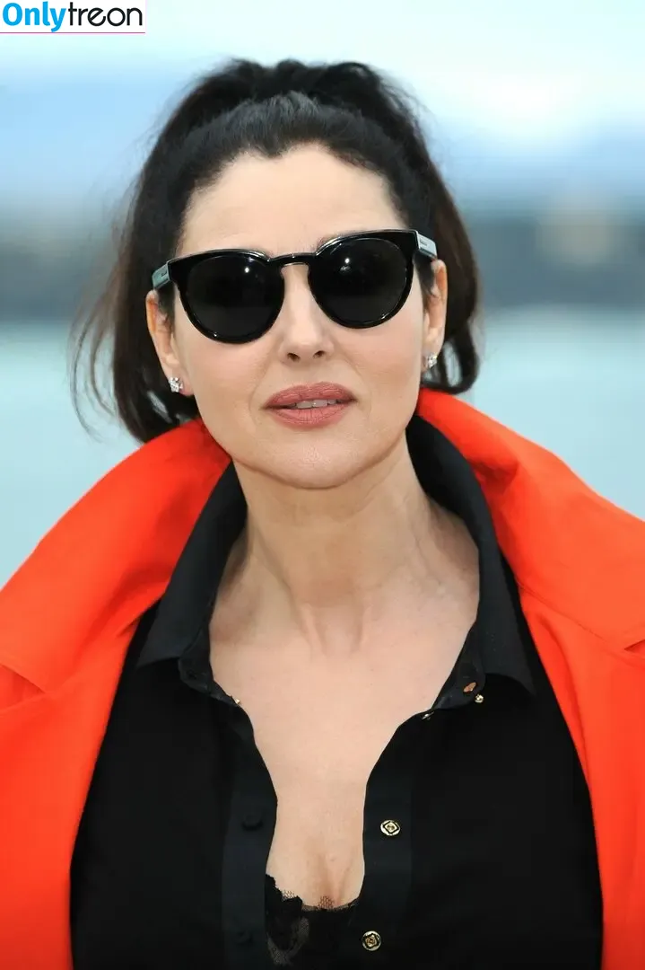 Monica Bellucci nude photo #1023 (aMonicaBellucci / bellucciginebra / monicabellucciofficiel)