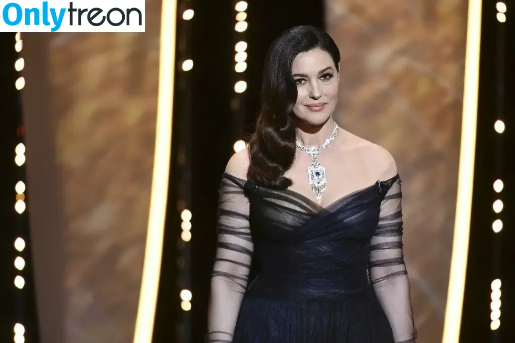 Monica Bellucci nude photo #1173 (aMonicaBellucci / bellucciginebra / monicabellucciofficiel)
