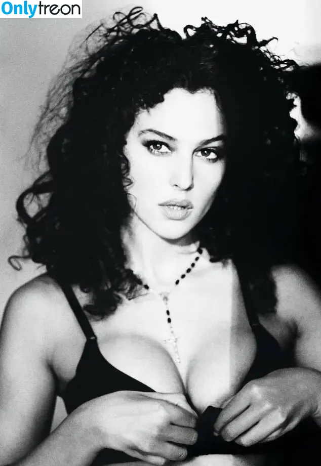 Monica Bellucci nude photo #1232 (aMonicaBellucci / bellucciginebra / monicabellucciofficiel)