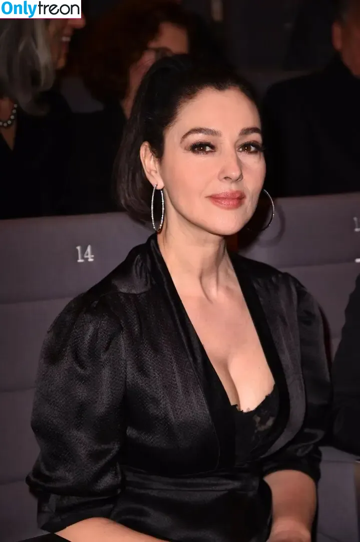 Monica Bellucci nude photo #1353 (aMonicaBellucci / bellucciginebra / monicabellucciofficiel)