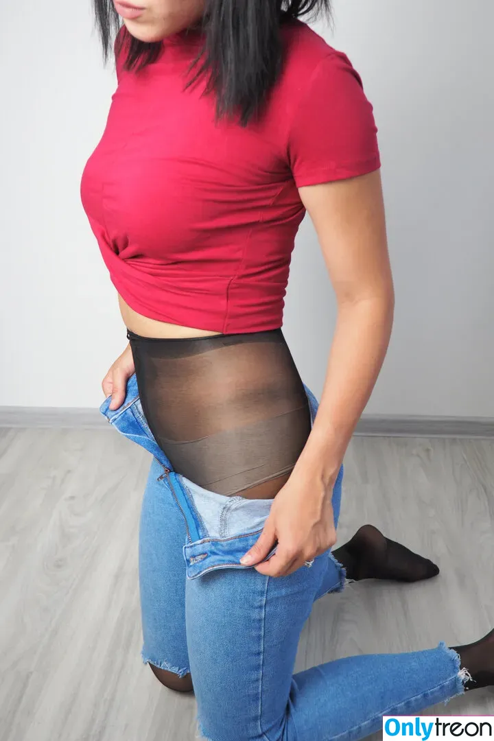 Monie Kulh nude photo #0252 (Moniekulh)