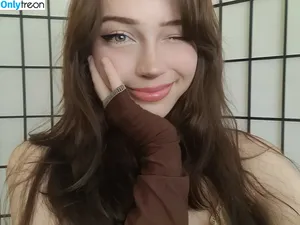 Moniibagel / Monii_Bagel / monii.bagel nude photo #0070