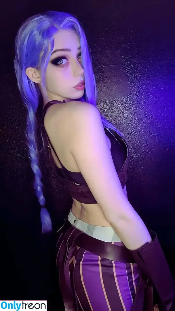 Moniibagel nude photo #0002 (Monii_Bagel / monii.bagel)