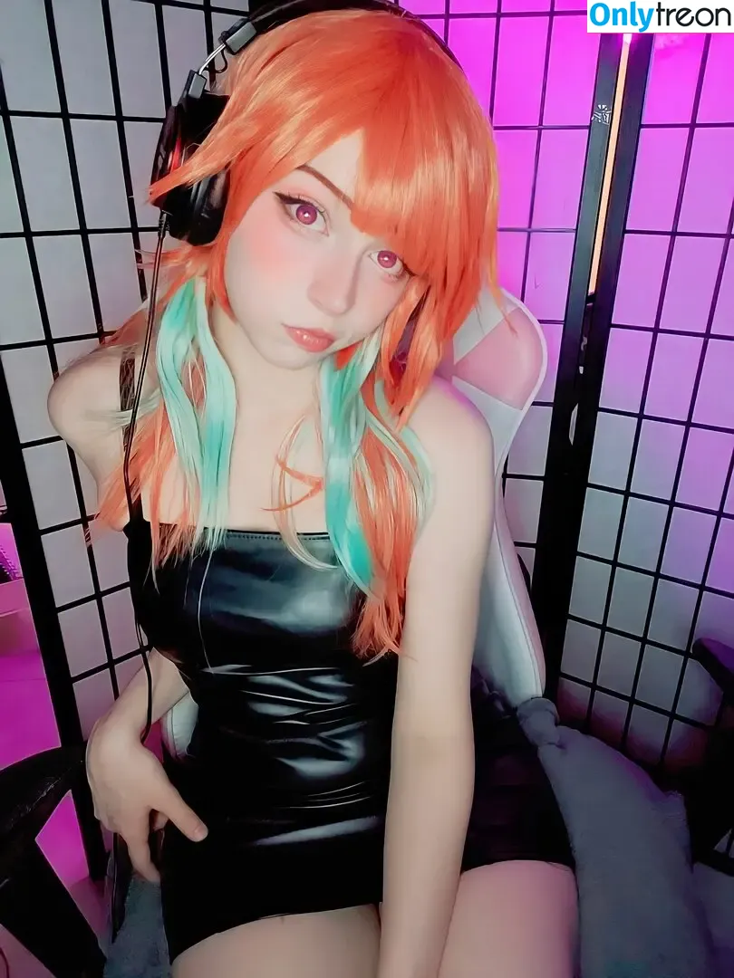 Moniibagel nude photo #0003 (Monii_Bagel / monii.bagel)