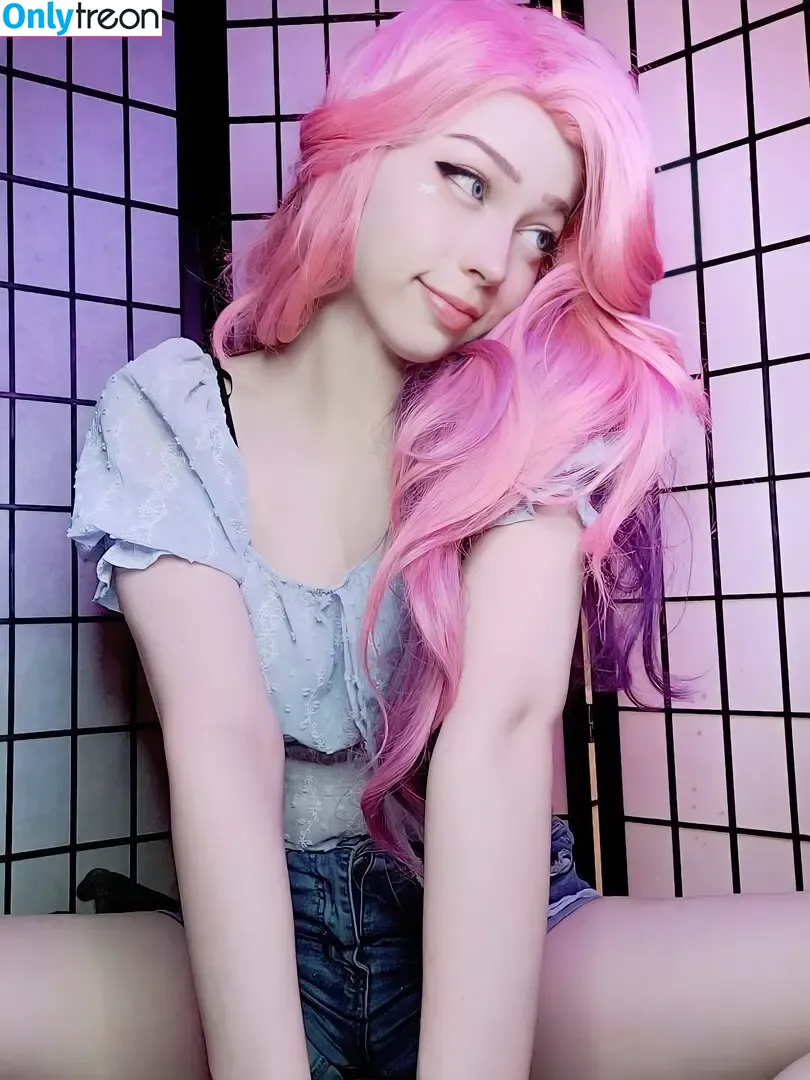 Moniibagel nude photo #0088 (Monii_Bagel / monii.bagel)