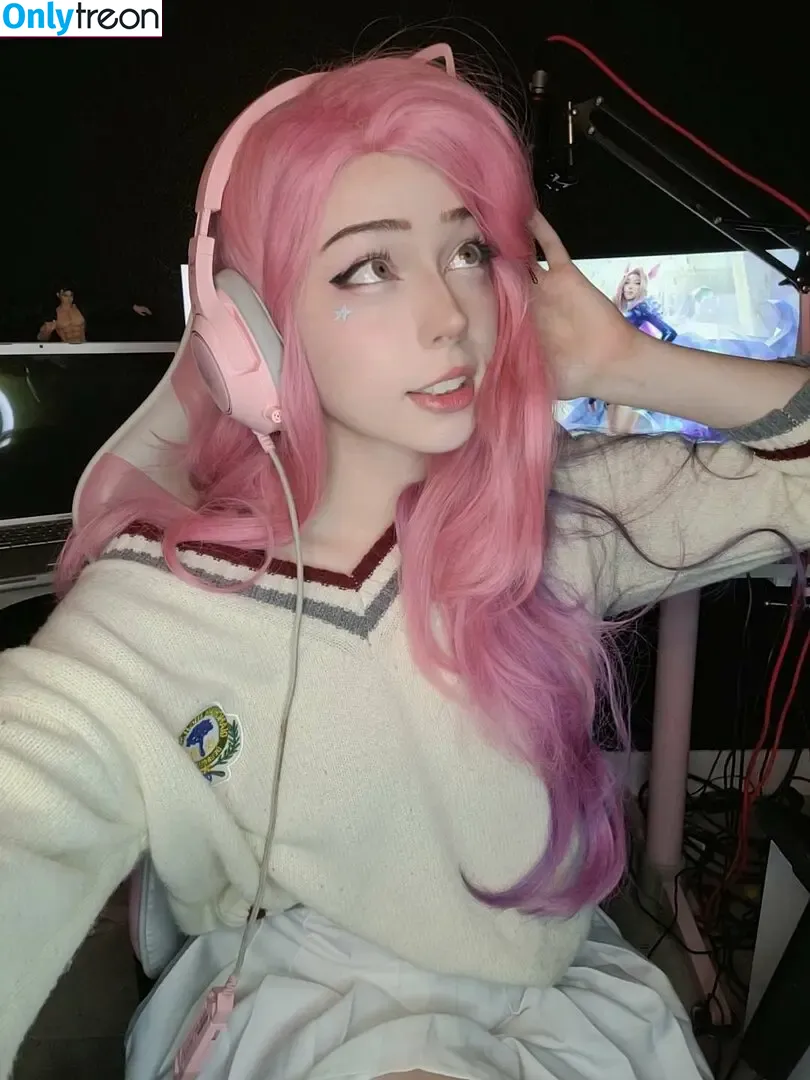 Moniibagel nude photo #0095 (Monii_Bagel / monii.bagel)