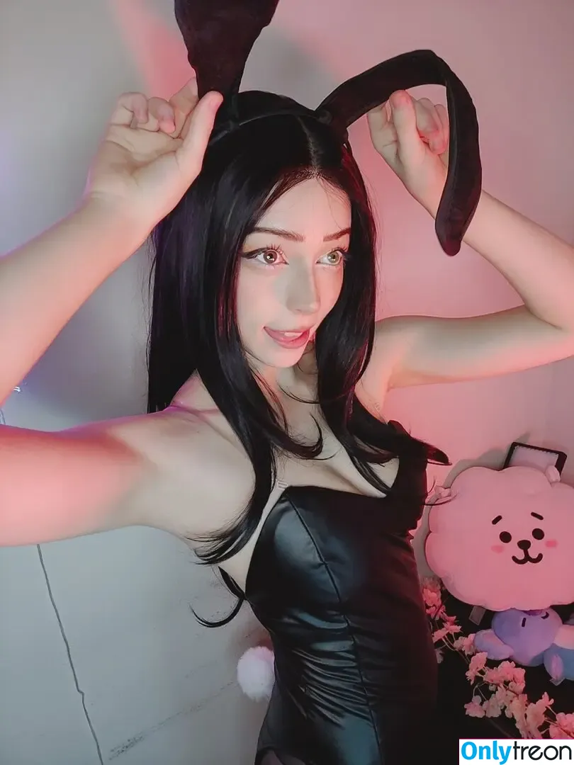 Moniibagel nude photo #0139 (Monii_Bagel / monii.bagel)