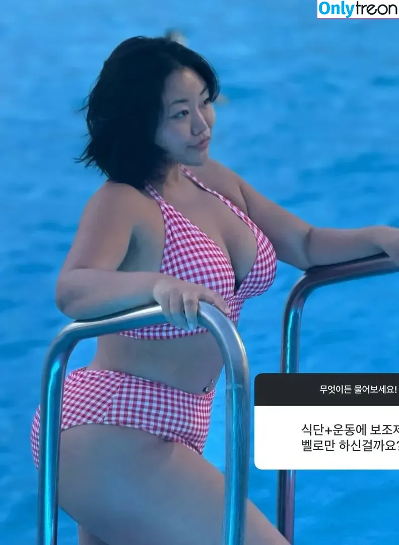 Moon Seo-byul nude photo #0288 (west__star__ / 문서별)
