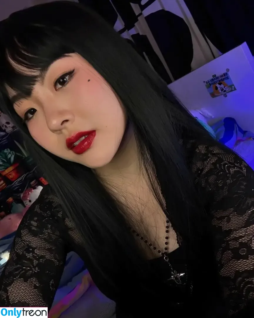 Moontiger ASMR nude photo #0001 (MoontigerASMR / moontiger_asmr)