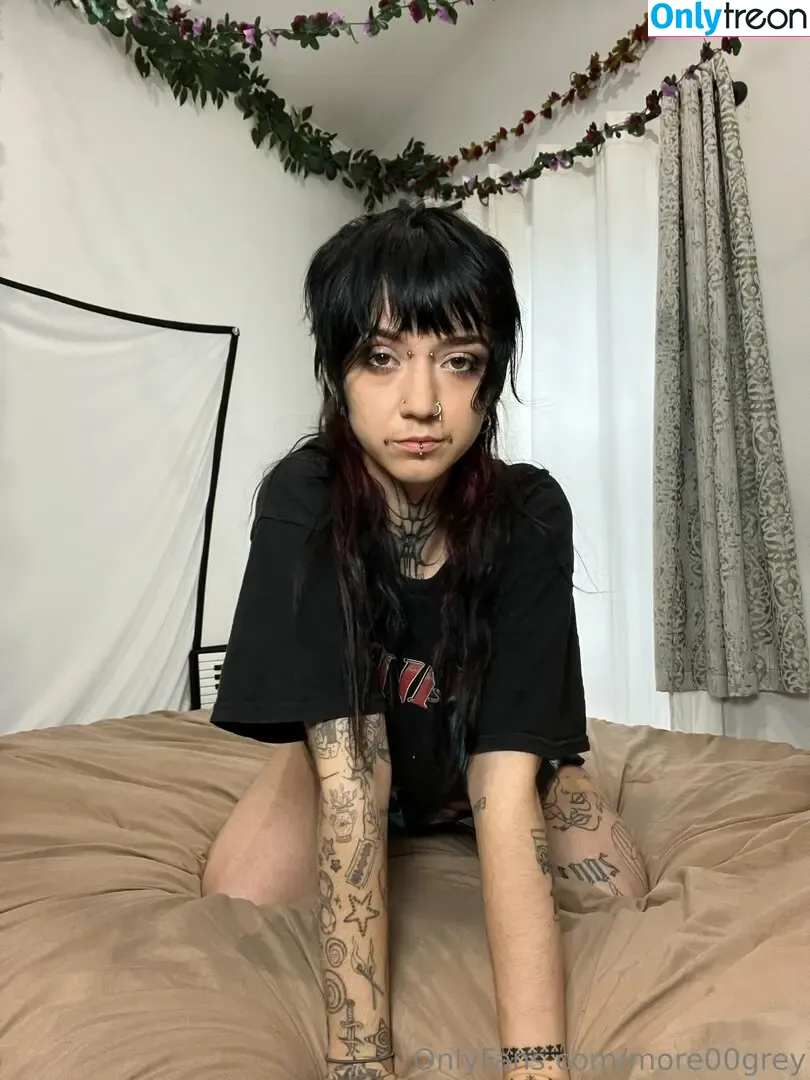 more00grey nude photo #0159 (greyxaj)
