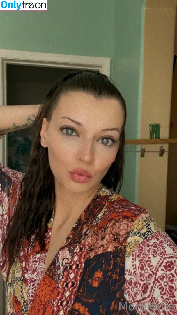 morekatie nude photo #0195 (morekatie)