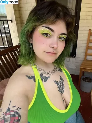  nude photo #0005