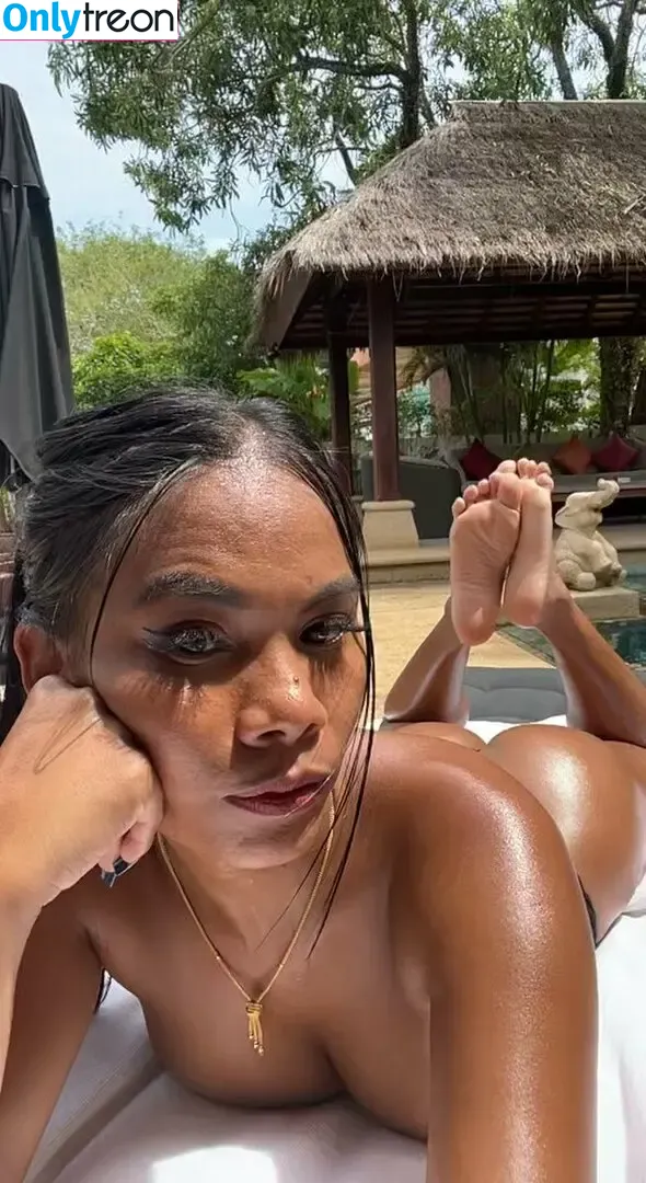 Morena Mitch nude photo #0008 (morenamitch / morenamitchvip)