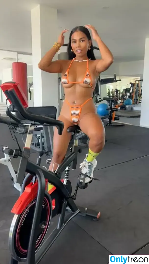 Morena Mitch nude photo #0021 (morenamitch / morenamitchvip)