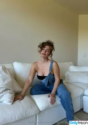 morericheswithmorgan / morericheswithmorganxo nude photo #0052