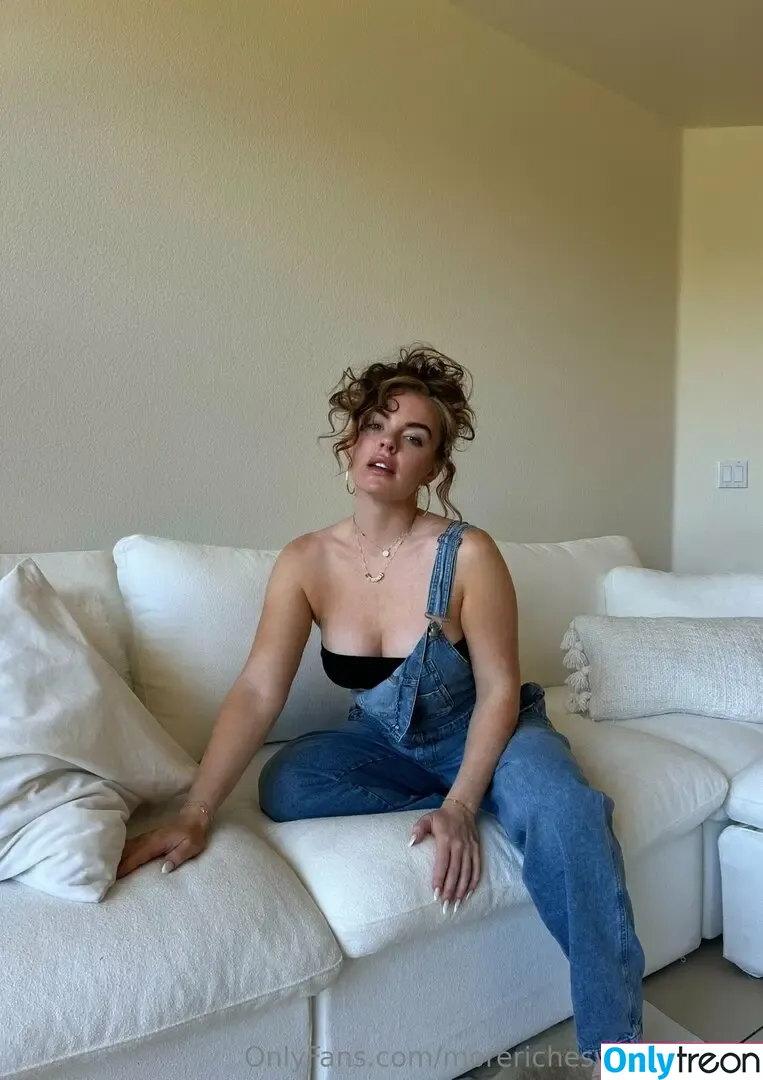 morericheswithmorgan nude photo #0052 (morericheswithmorganxo)