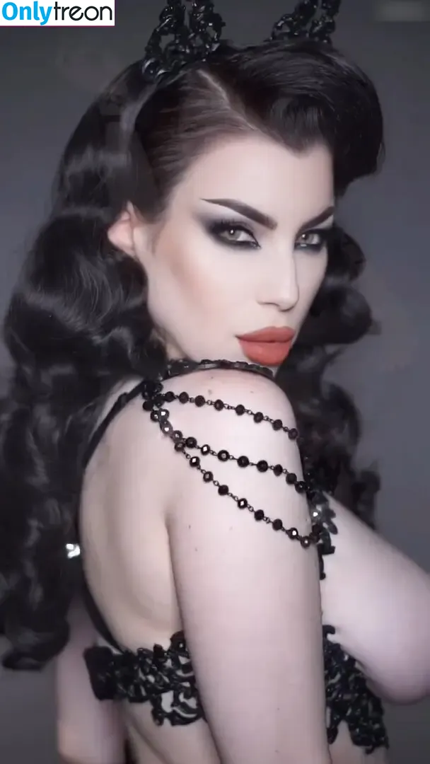 Morgana Threnody in Velvet nude photo #0090 (threnodyinvelvet)