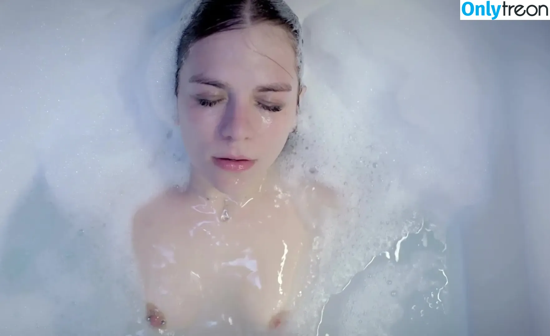Morgane Polanski nude photo #0003 (mpolanski)