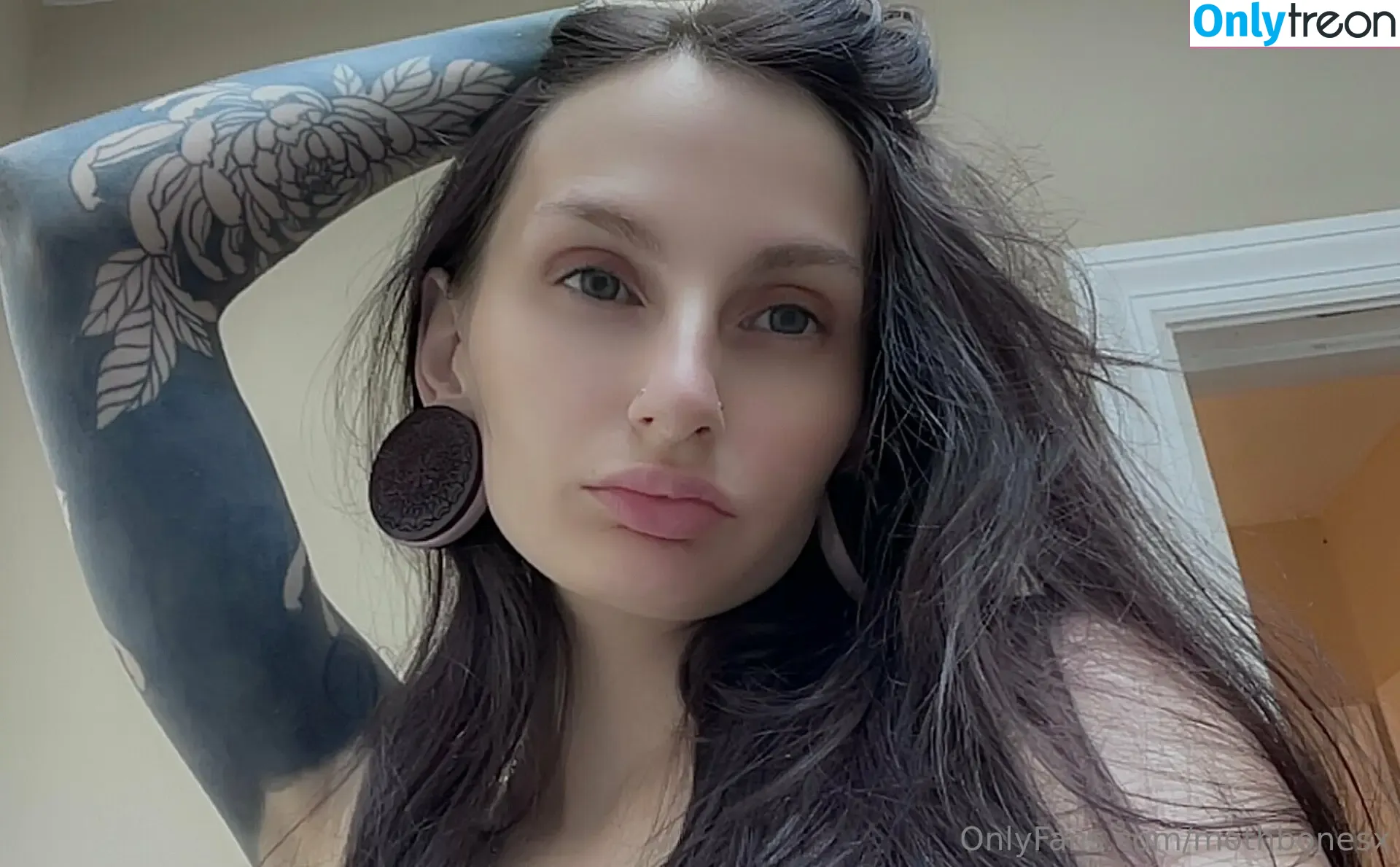 mothbonesx nude photo #0024 (mothbonesx)