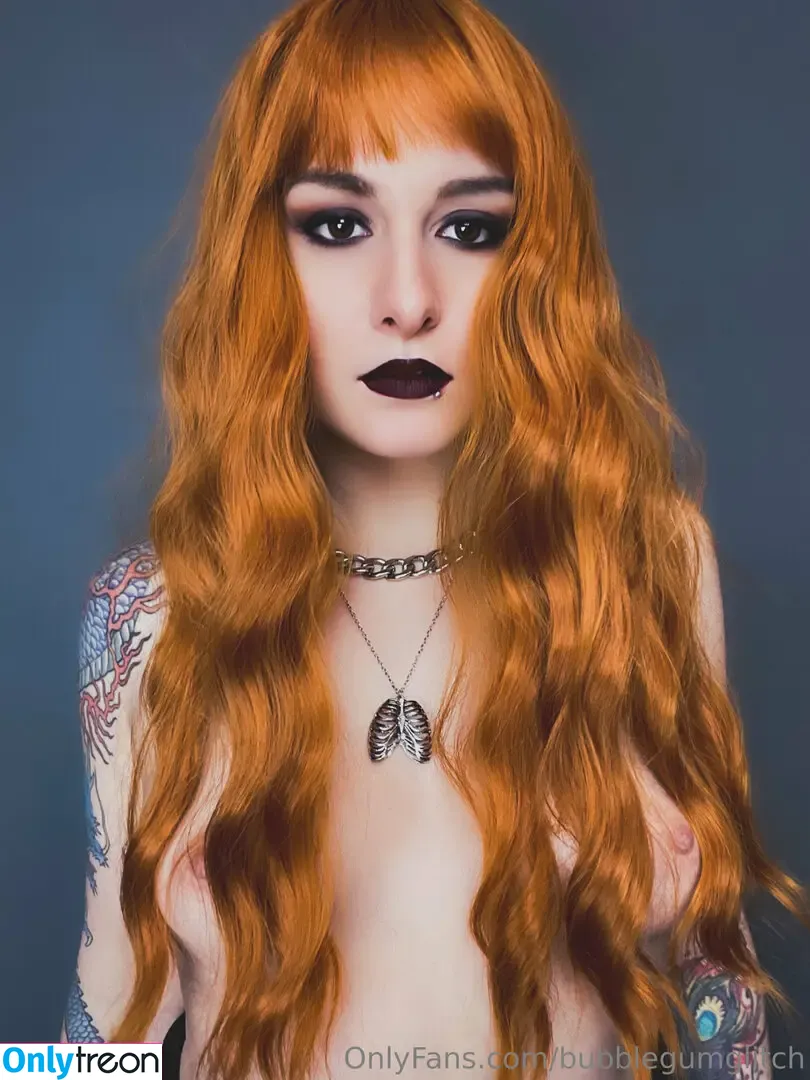 mothqueenmythos nude photo #0012 (mothqueenmythos)