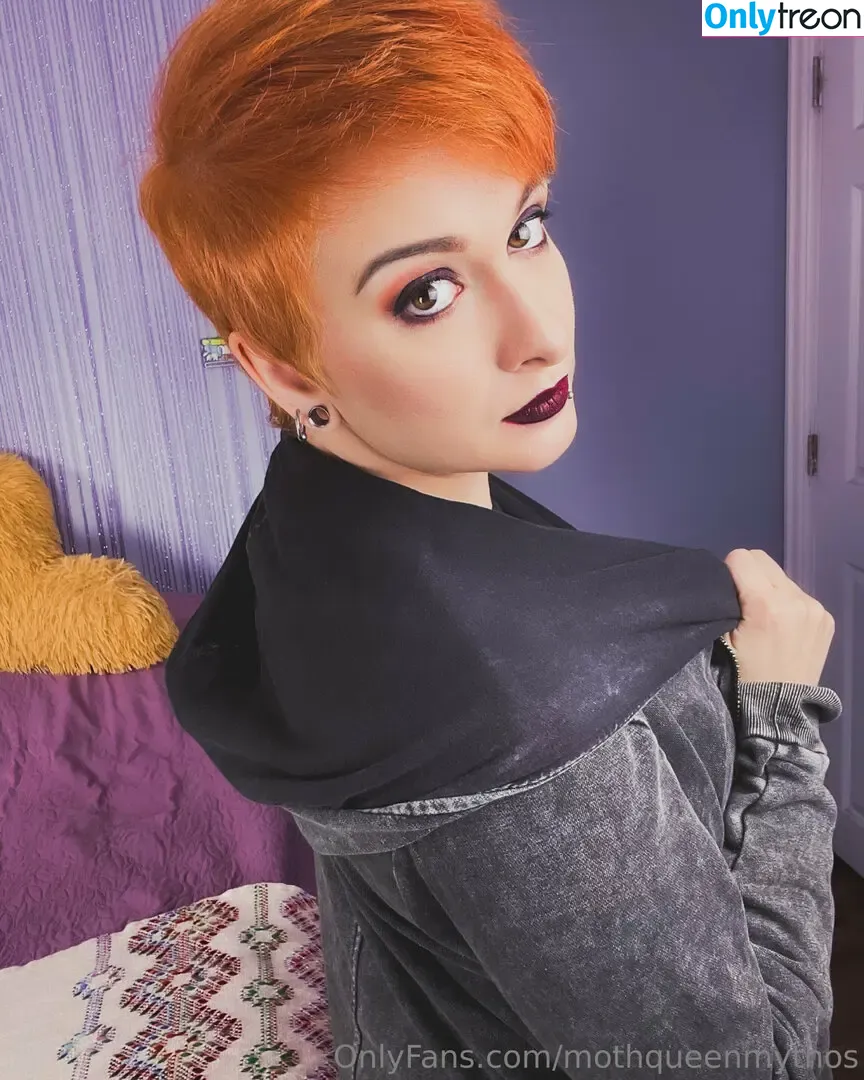 mothqueenmythos nude photo #0020 (mothqueenmythos)
