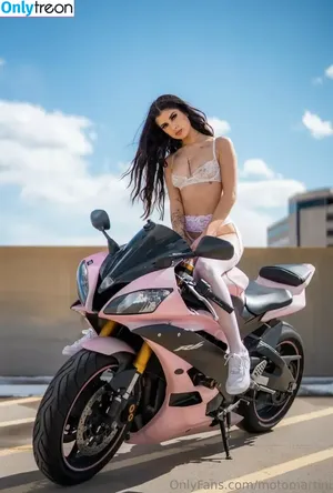 motomartini / Ava Martinez / moto.martini nude photo #0003