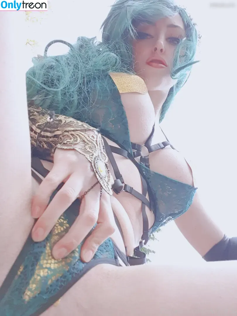 Mowky nude photo #0060 (Mowkytv)