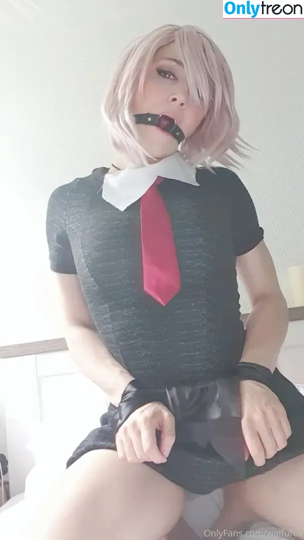 Mowky nude photo #0129 (Mowkytv)