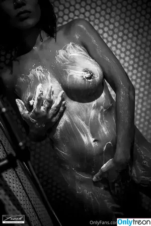 mrfreshwerks / mrfresh nude photo #0003