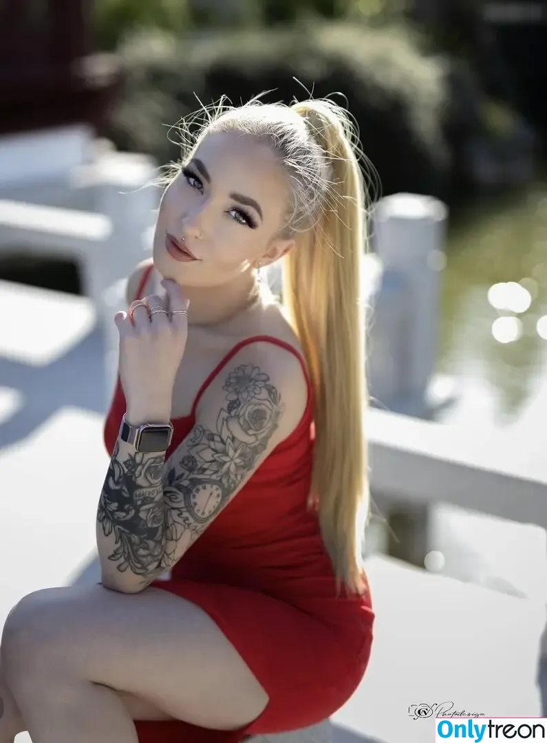 mrs.mineee nude photo #0002 (_mrs.mineee_)