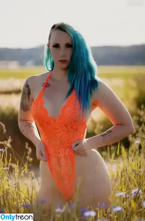 Mrs.Mistery / x_natalie.x nude photo #0007