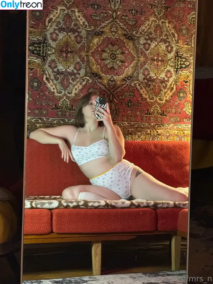 mrs_n nude photo #0074 (__mrs_n.__)