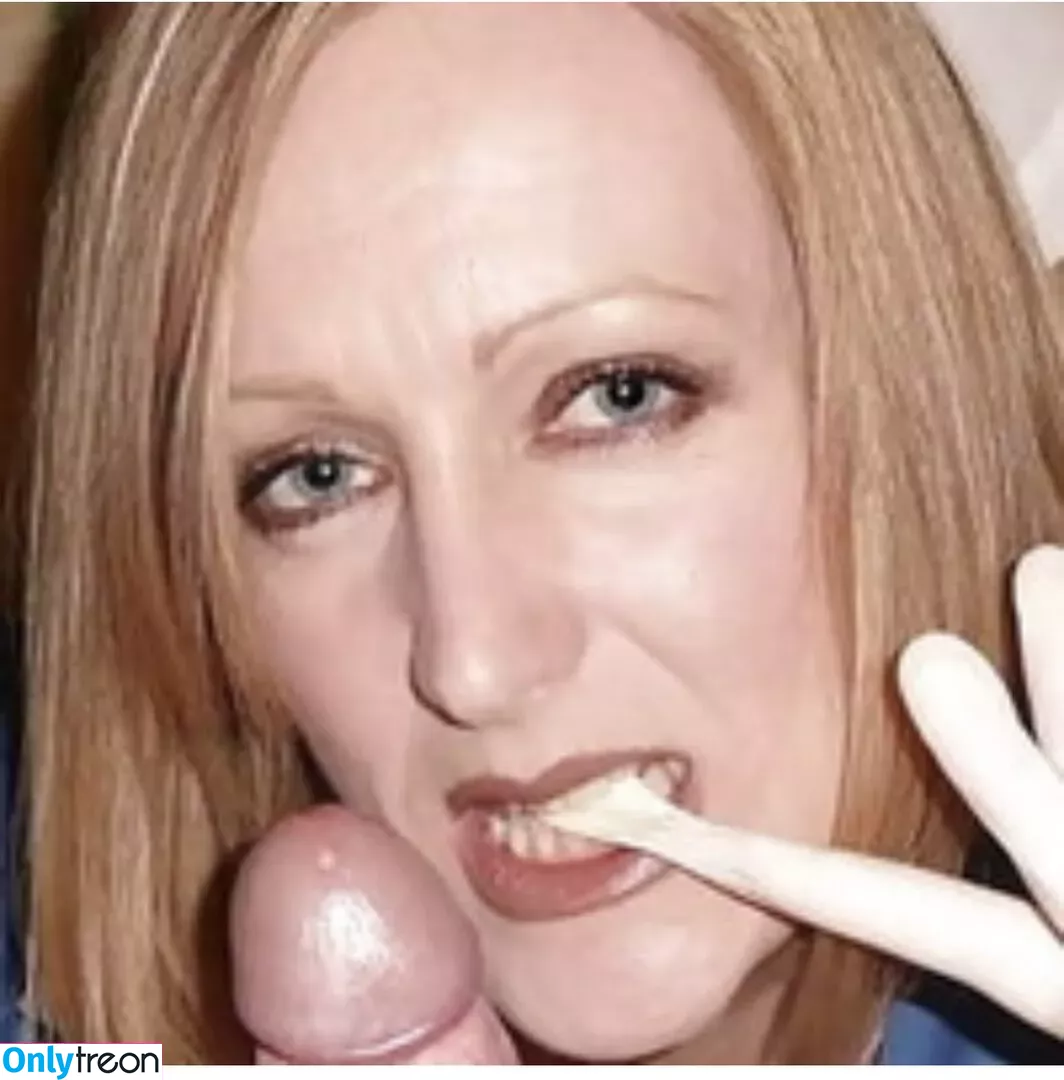 Mrs S Stockings nude photo #0103 (mrshnylons / mrshosiery)