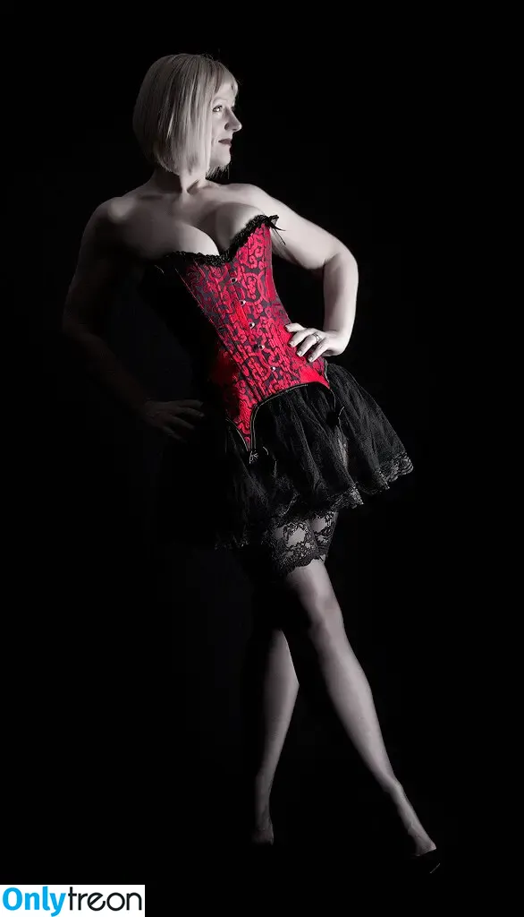 Mrs S Stockings nude photo #0416 (mrshnylons / mrshosiery)