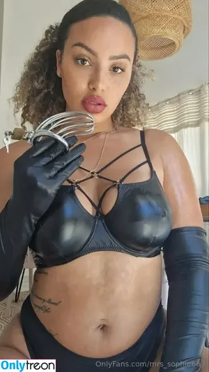 mrs_sophie667 / mrs_sophieofficial nude photo #0082