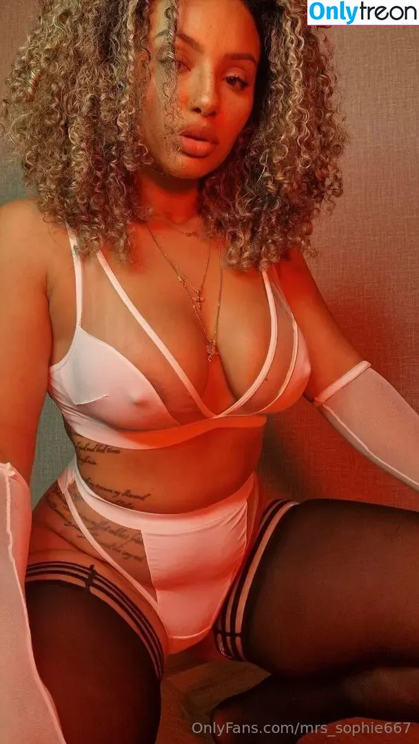 mrs_sophie667 nude photo #0157 (mrs_sophieofficial)