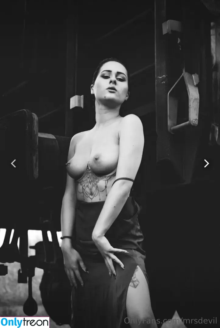 mrsdevil nude photo #0009 (Ana Venom / Ana_Venomized / Anawantsu)