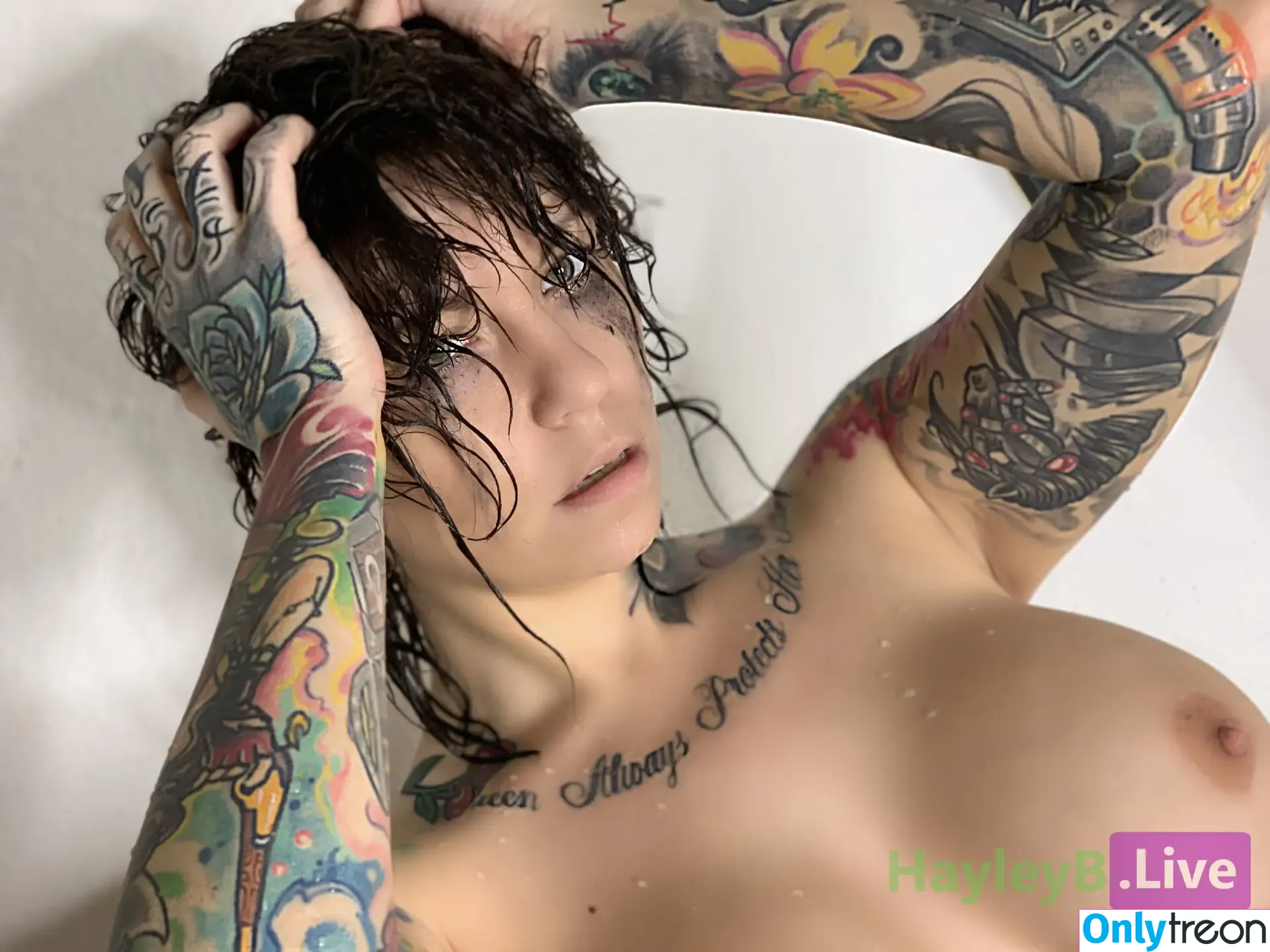 Ms Hayley B nude photo #0334 (hayley_b / ms_hayley_b)