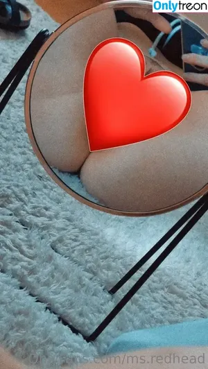  nude photo #0002