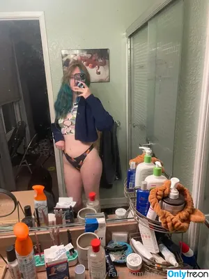 msc_adventures / mms_cosplayadventures nude photo #0218