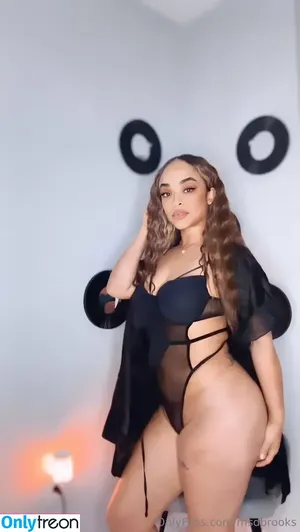  nude photo #0004
