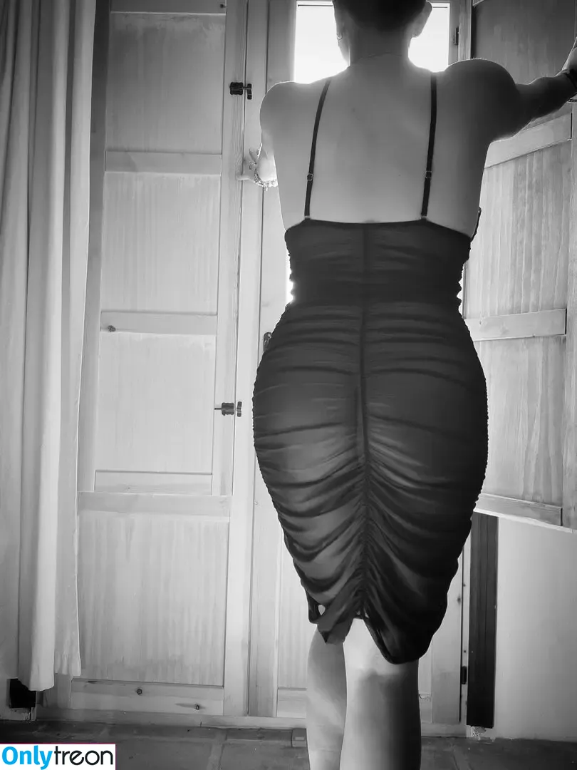 MsPechas nude photo #0003 (MsPechas)