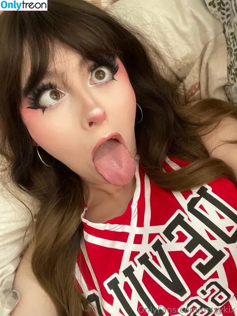 mssykix nude photo #0332 (mssykix)