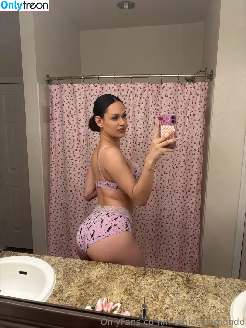 msthickdiamondd nude photo #0084 (msthickdiamondd)