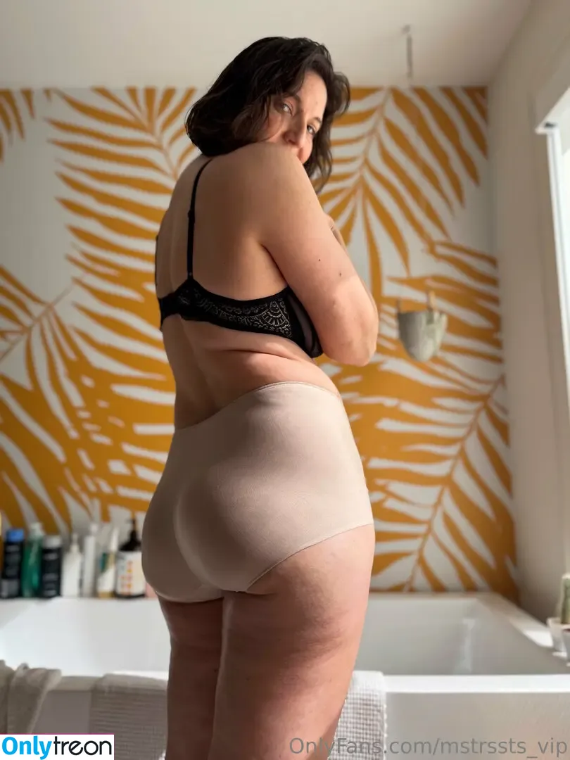 mstrssts_VIP nude photo #0203 (mstrss.ts)